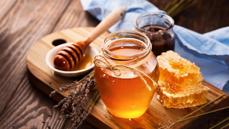 what are the benefits of honey in the body?