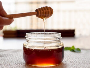 what are the benefits of honey in the body?